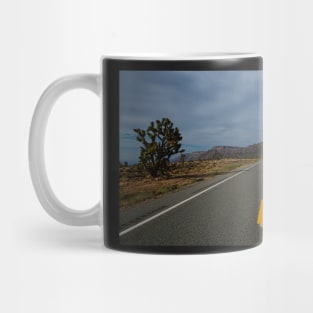 Road to the mountains Mug